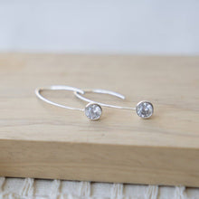 Wren Earrings: Gold